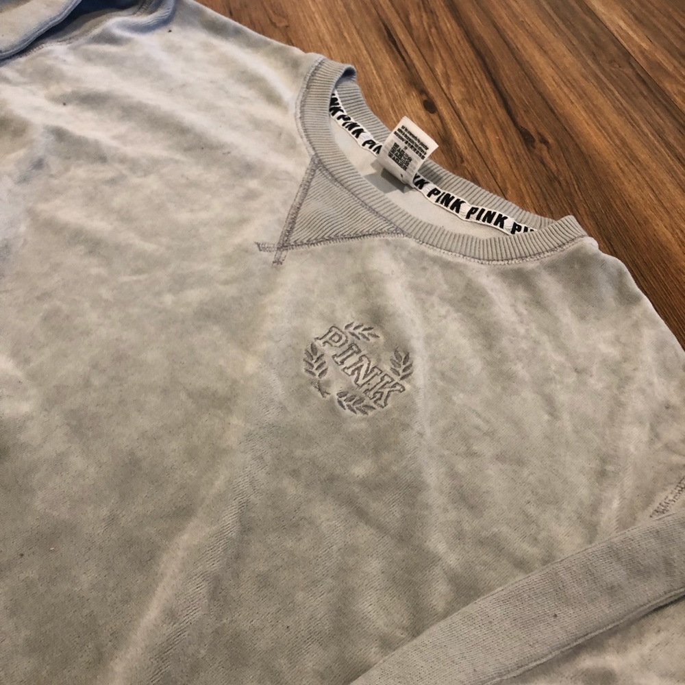 PINK light gray sweater thick stitch logo